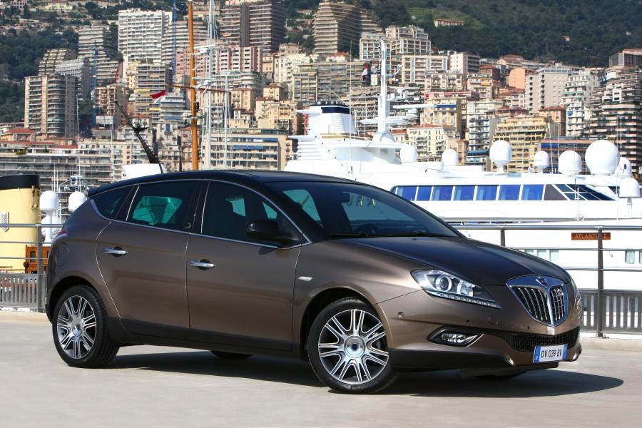  Lancia Delta 1.8 DiTurbo 2009 года  (фото 36 из 43)